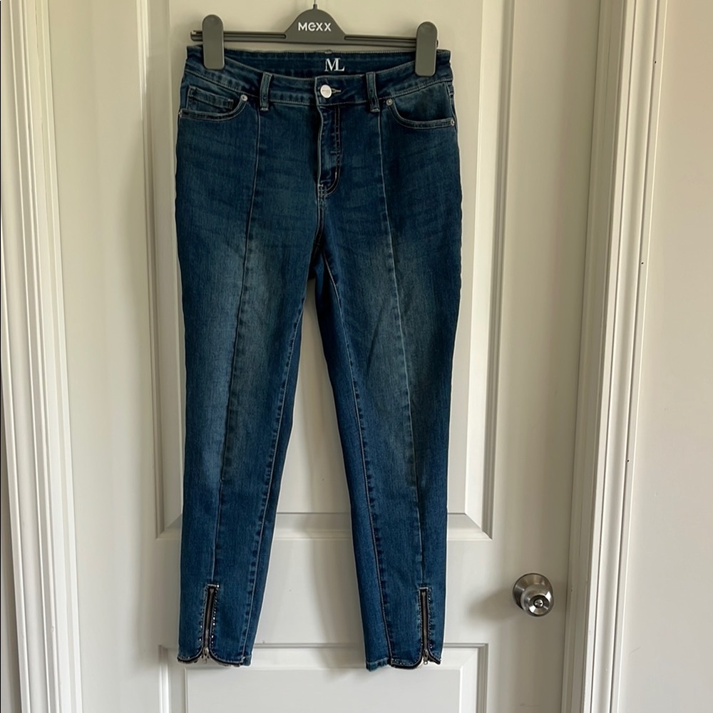 Melanie Lyne skinny jeans rhinestone zipper hems size 8